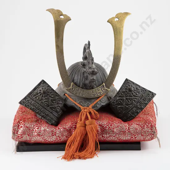 Replica Cast Iron & Brass Samurai Warrior Helmet