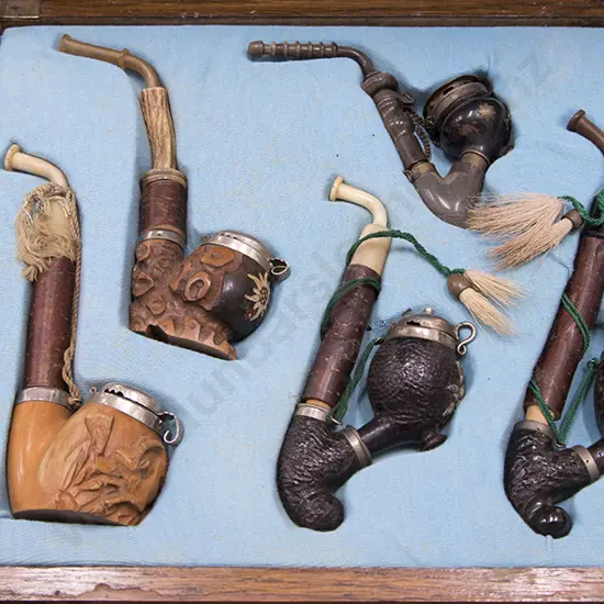 Oak Cased Display Of 6 Small Bavarian Pipes