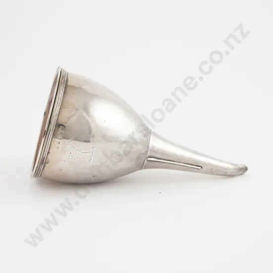 Geo III S/S Wine Funnel