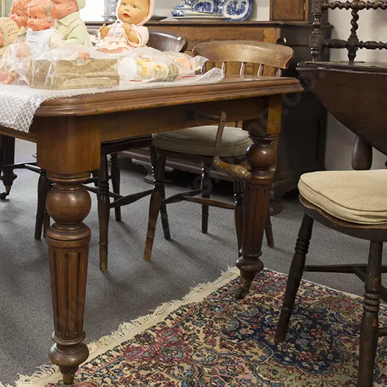 Victorian Mahogany Extension Dining Table and Five Chairs