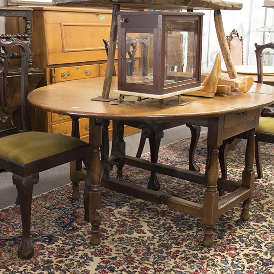C18th Oak Oval Gateleg Dining Table