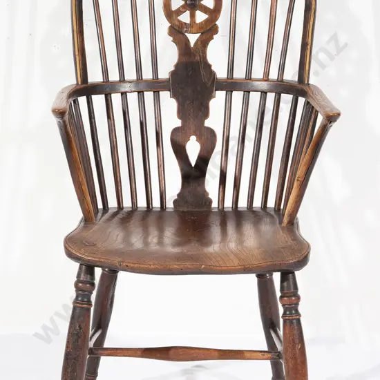 Geo III Elm Wheel Back Windsor Chair