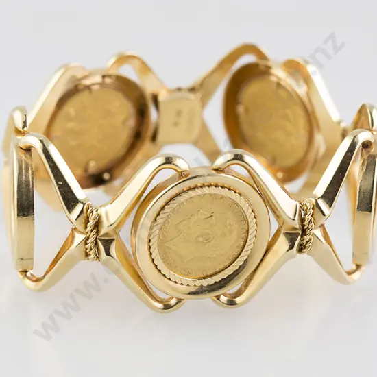 18ct Mounted Five Sovereign Bracelet