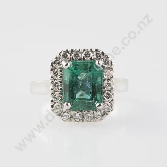 All Platinum 19stone Emerald & Diamond Cluster Ring