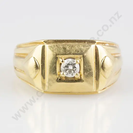 18ct Gents Solitaire Diamond Dress Ring
