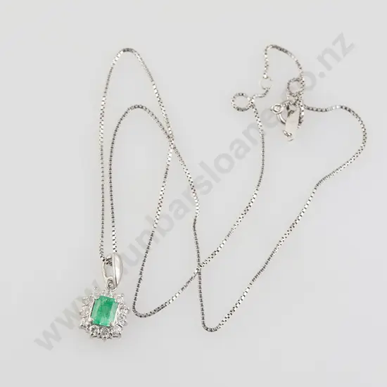 All Platinum 13stone Emerald & Diamond Pendant