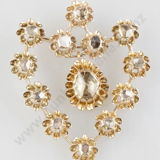 14ct 13stone Diamond Heart Pendant