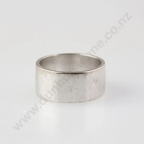18ct White Gold Plain Wide Wedding Band