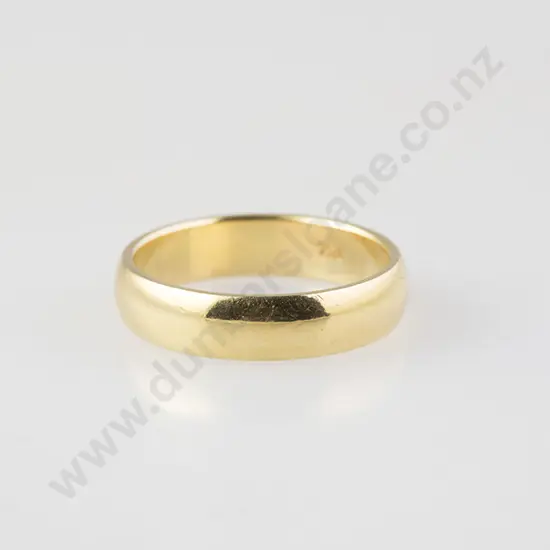 18ct Plain Wedding Band