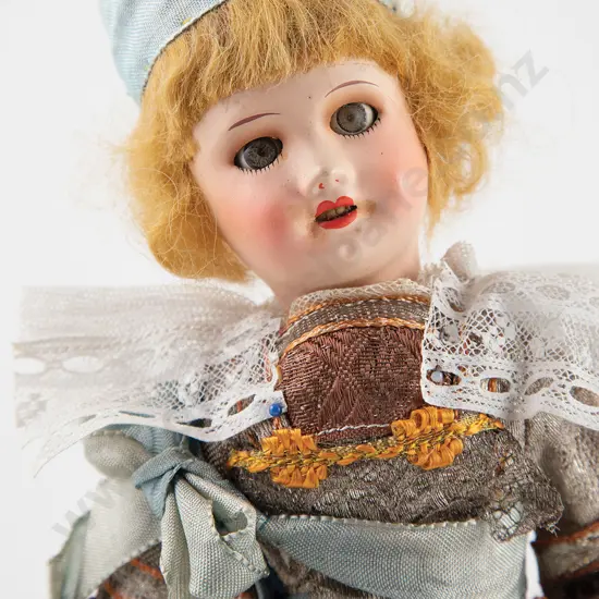 SFBJ All Composition National Costume Doll