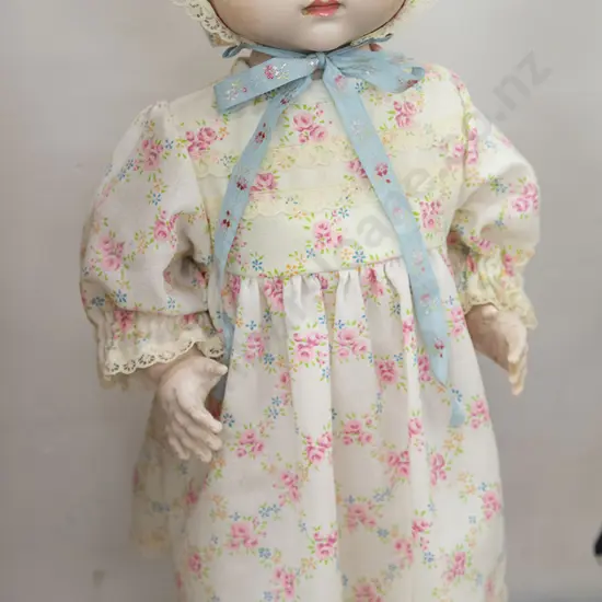 NZ Pedigree All Hard Plastic Walkie-Talkie Doll