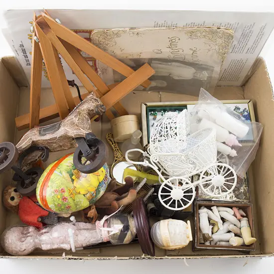 Collection Miniature Doll Display Props