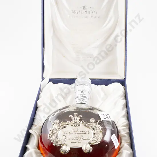 1 bottle Whyte & Mackay Blended Scotch Whisky in presentation box