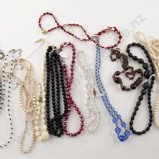 Collection Vintage Bead Necklaces