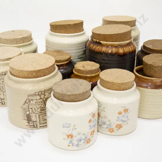 Quantity of NZ Ceramics and Pottery