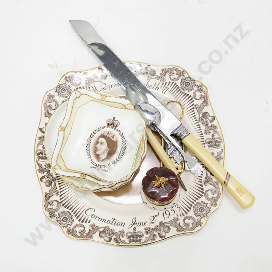 Royal Commemorative Dishes and Trinkets