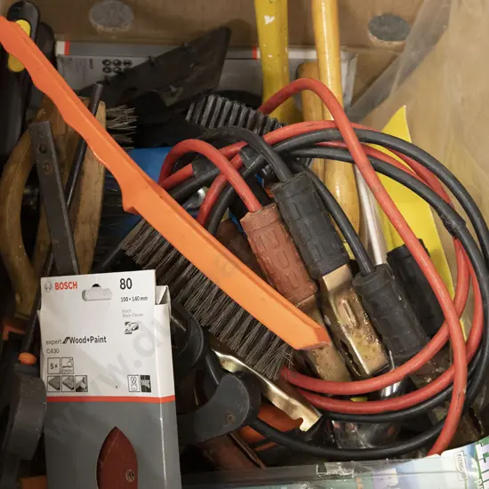 Carton Qty of Jump Leads and Various Tools