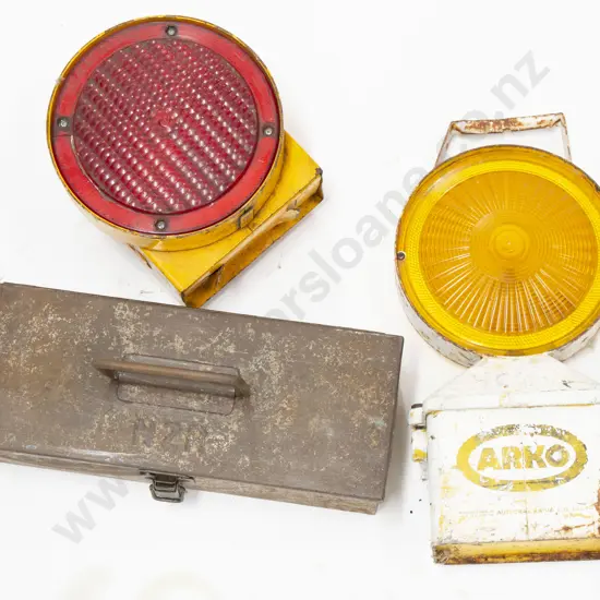 NZR Hand Held Tool Box and Two Warning Lights