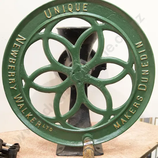 NZ Newberrry Walker Ltd Dunedin Seed Spreader