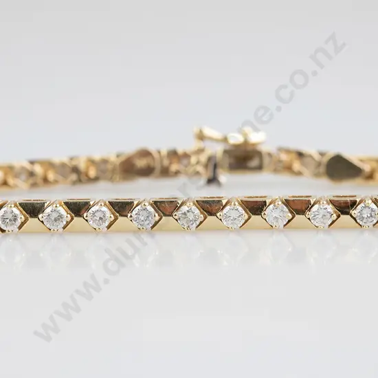 14ct 31stone Diamond Tennis Type Bracelet