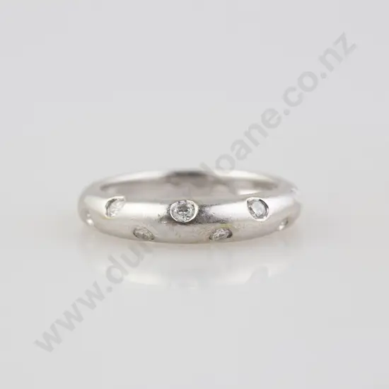 18ct White Gold Eight Stone Diamond Band