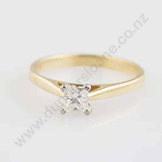 18ct Solitaire Diamond Ring