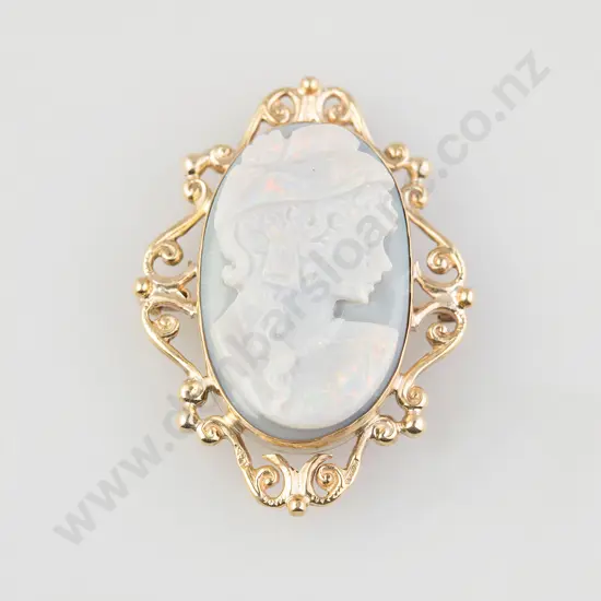 9ct Carved Opal Brooch