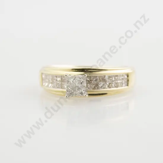 14ct White Gold 32stone Diamond Cluster Ring