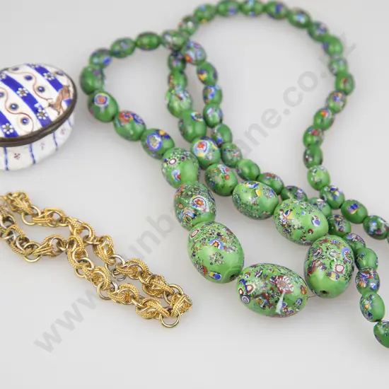 Vintage Single Strand Graduated Venetian Bead Necklace