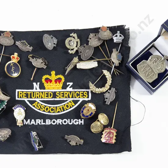 Collection Mainly NZ RSA Lapel Badges and Buttons