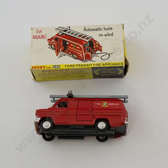 Boxed Dinky 286
