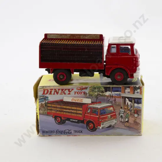 Boxed Dinky 402