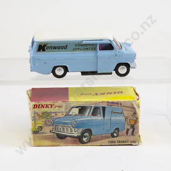 Boxed Dinky 407