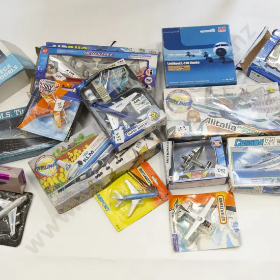 Selection Airplane Models