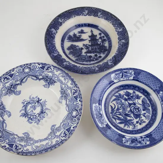 Three Late C19th J & M P Bell & Co Glasgow Pottery Plates