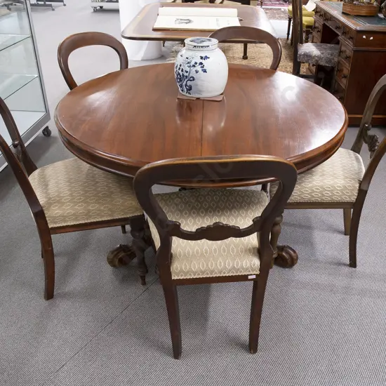 Victorian Mahogany Circular Snap Top Breakfast Table