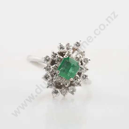 18ct White Gold 17stone Emerald & Diamond Cluster Ring