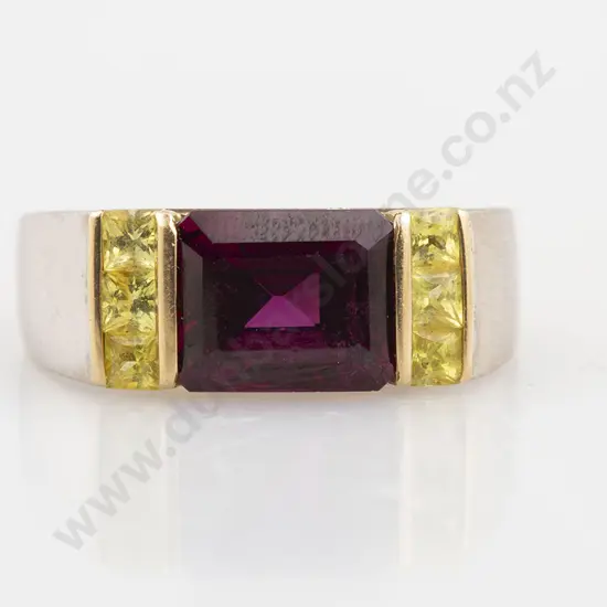 18ct Seven Stone Garnet and Yellow Sapphire Dress Ring