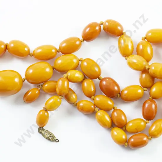 Victorian Single Strand Graduated Amber Bead Necklace