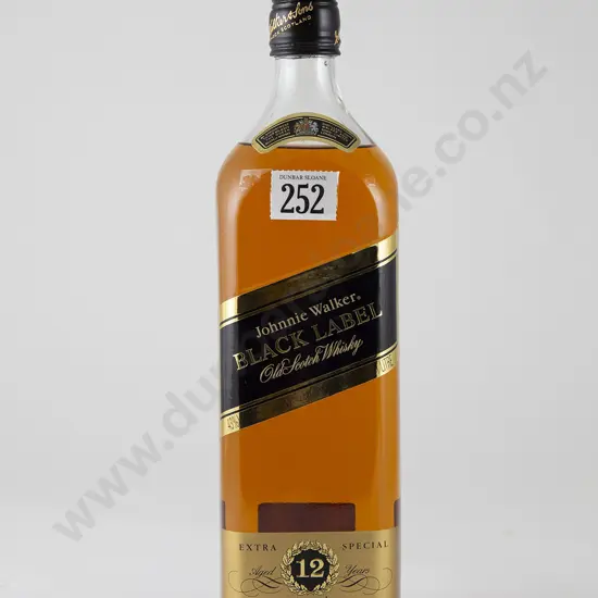 1 litre bottle Johnnie Walker Black Label 12 year old Scotch Whisky