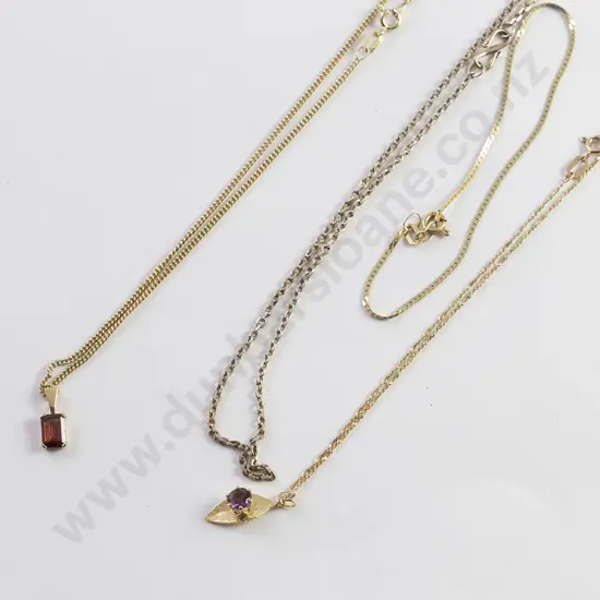 9ct Pendant and Chain