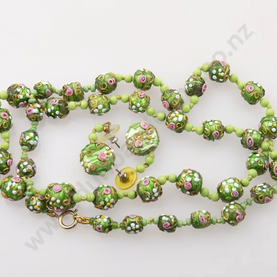 Vintage Venetian Wedding Cake Bead Necklace