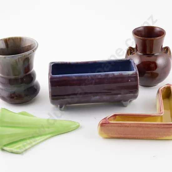 Five Early Crown Lynn Posey Pots