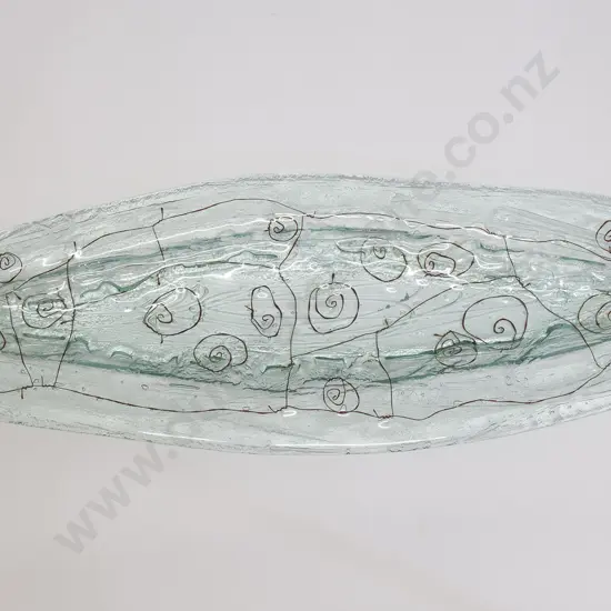 Large Glass Waka Form