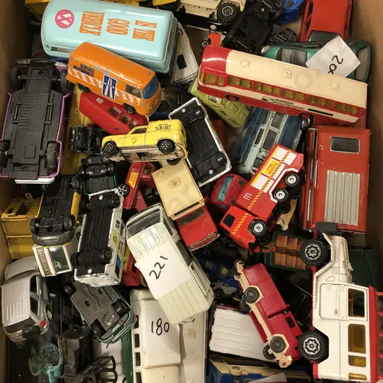 Box Qty of Assorted Loose Model Cars