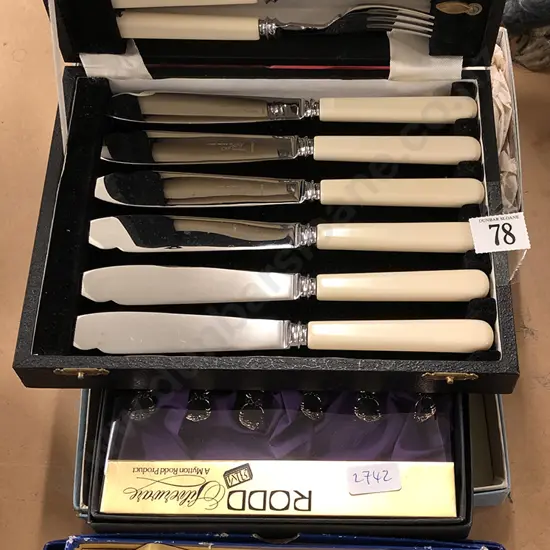 Quantity of Boxed S/P Cutlery