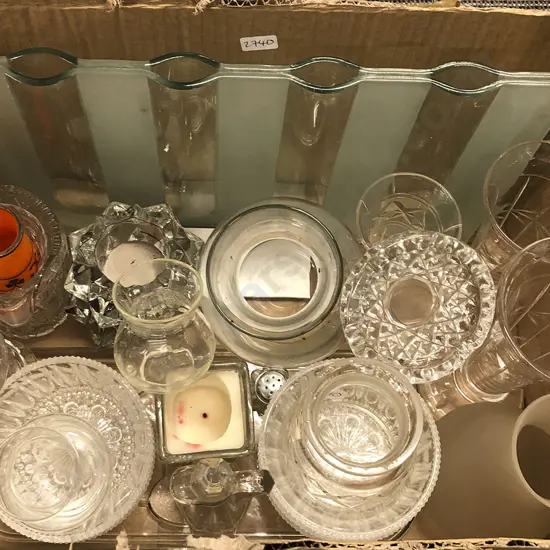 Box Quantity of Assorted Glassware and Crystal