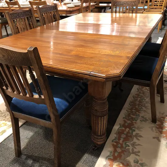 Oak Extension Dining Table and Six Chairs