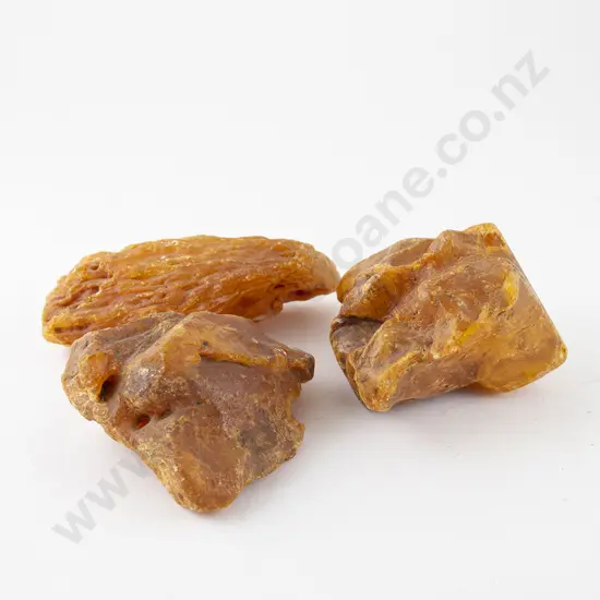 Three pieces of Kauri Gum