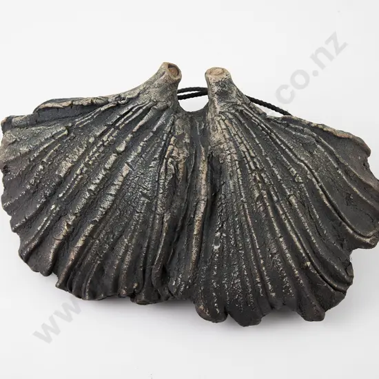 Len Castle Double Hanging Form